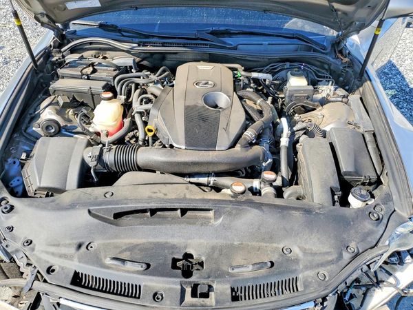 2016 LEXUS IS 200t