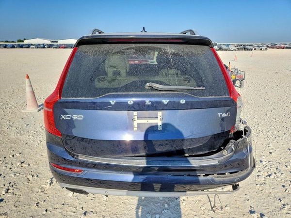 2016 VOLVO XC90 SV42 Momentum