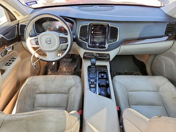 2016 VOLVO XC90 SV42 Momentum