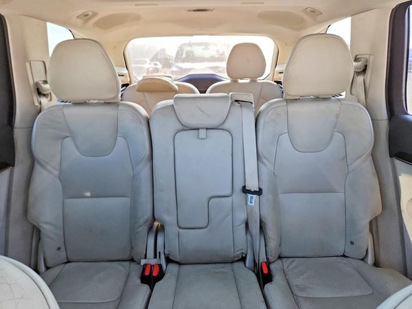 2016 VOLVO XC90 SV42 Momentum