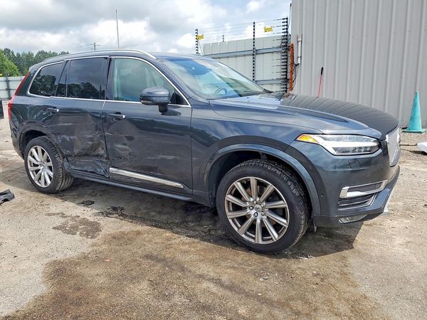 2016 VOLVO XC90