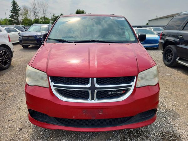 2013 DODGE GRAND CARAVAN SE