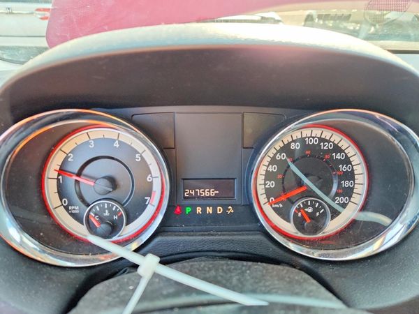 2013 DODGE GRAND CARAVAN SE