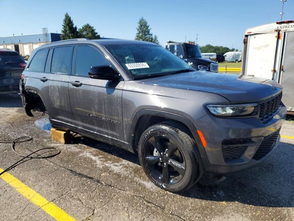 2025 JEEP GRAND CHEROKEE