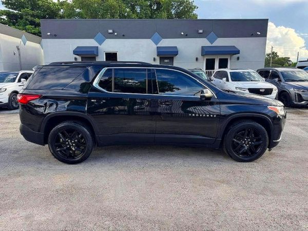 2021 CHEVROLET TRAVERSE LT