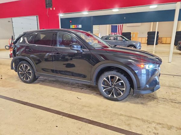 2022 MAZDA CX-5 Premium Plus Package