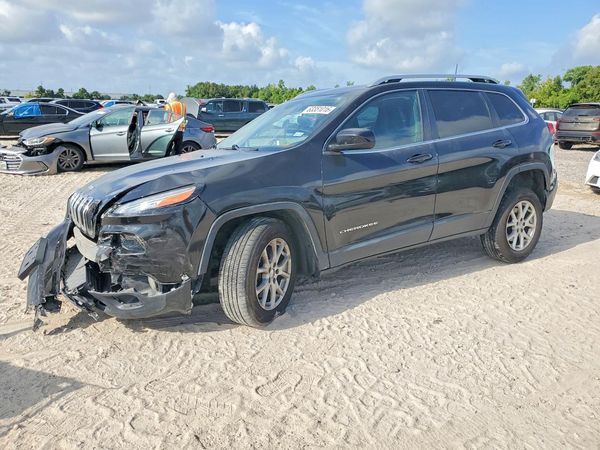 2016 JEEP CHEROKEE LATITUDE 4X4