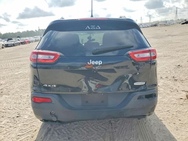 2016 JEEP CHEROKEE LATITUDE 4X4