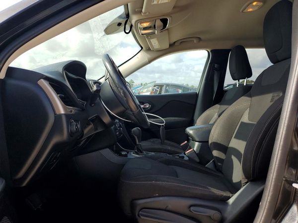 2016 JEEP CHEROKEE LATITUDE 4X4
