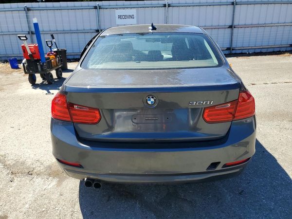 2013 BMW 328 SA