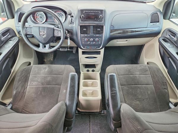 2012 DODGE GRAND CARAVAN SE