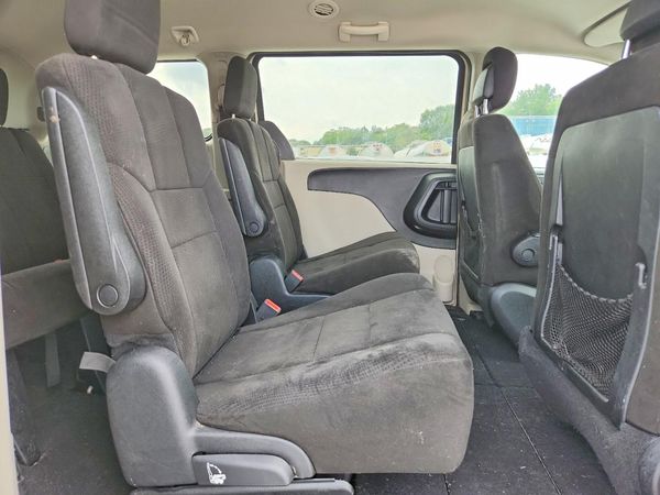 2012 DODGE GRAND CARAVAN SE