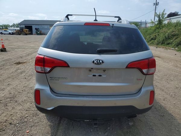 2015 KIA SORENTO GL