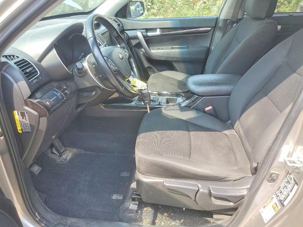 2015 KIA SORENTO GL