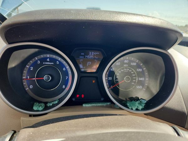 2012 HYUNDAI ELANTRA GLS(Middle grade)