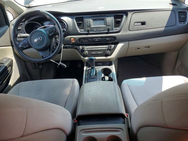 2016 KIA SEDONA LX - Middle-low
