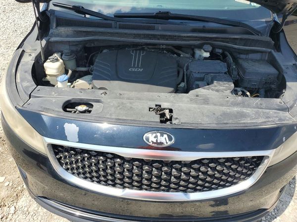 2016 KIA SEDONA LX - Middle-low