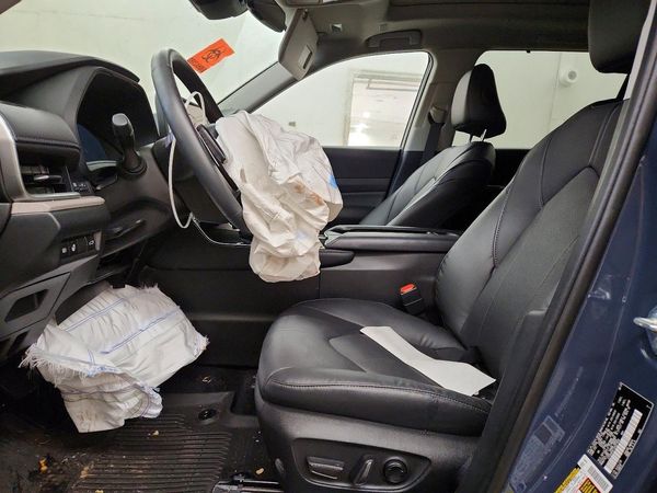 2025 TOYOTA GRAND HIGHLANDER