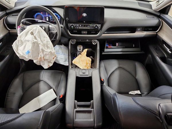 2025 TOYOTA GRAND HIGHLANDER