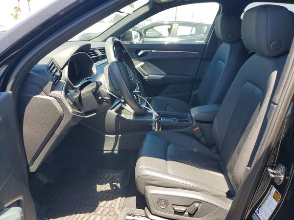 2024 AUDI Q3 S Line quattro Premium