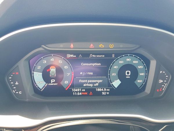 2024 AUDI Q3 S Line quattro Premium