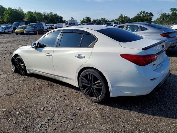 2015 INFINITI Q50