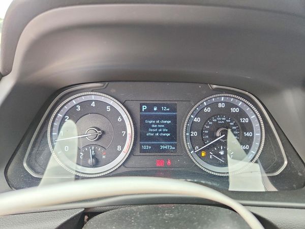 2023 HYUNDAI SONATA SE