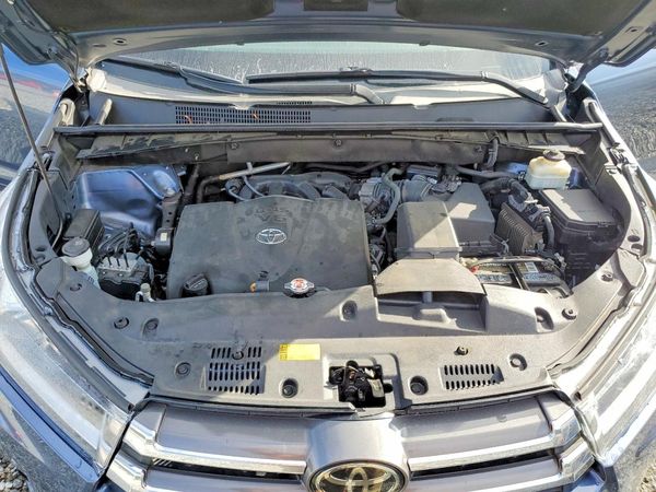 2017 TOYOTA HIGHLANDER