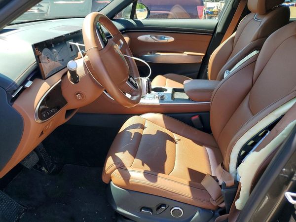 2026 GENESIS GV70