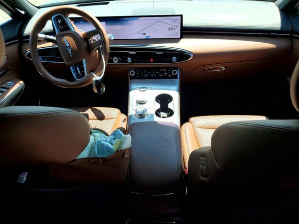 2026 GENESIS GV70