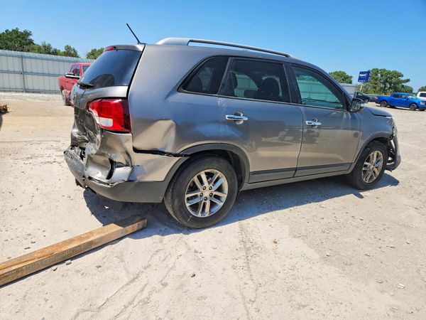 2015 KIA SORENTO