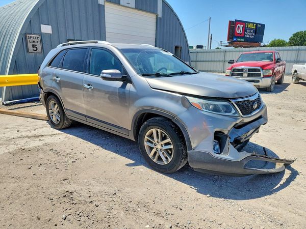 2015 KIA SORENTO