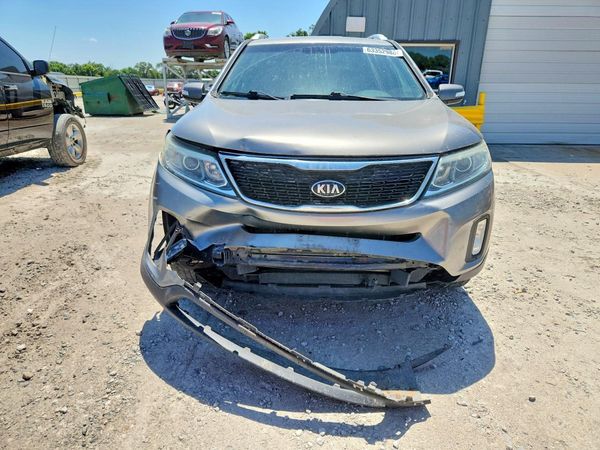 2015 KIA SORENTO
