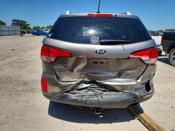 2015 KIA SORENTO