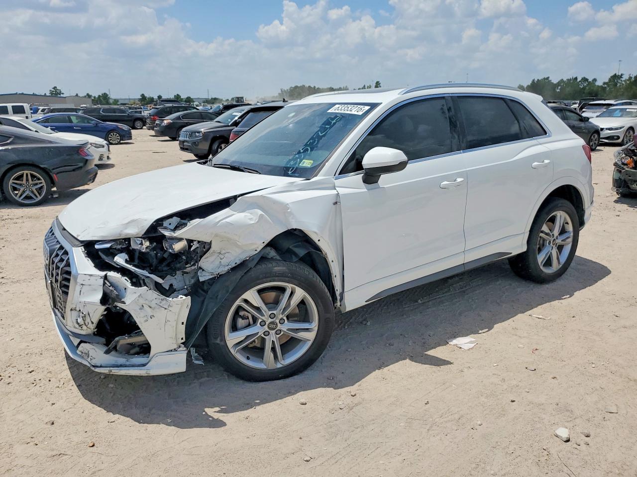 2024 AUDI Q3
