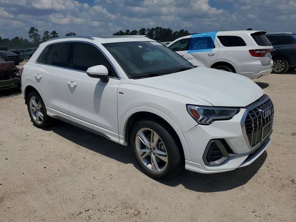 2024 AUDI Q3
