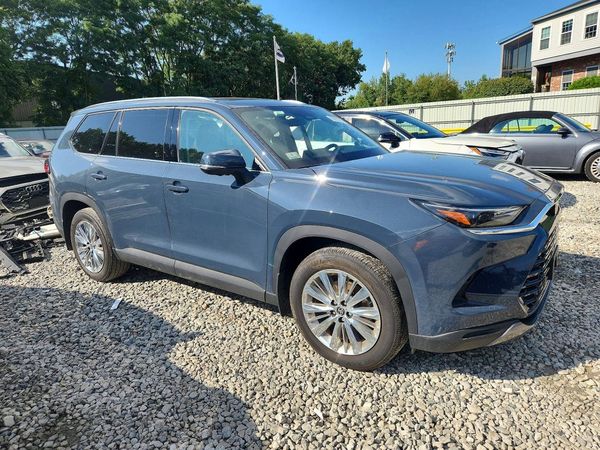 2025 TOYOTA GRAND HIGHLANDER