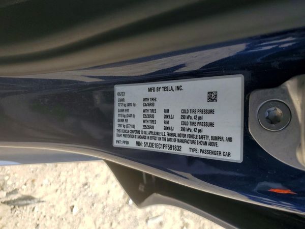 2023 TESLA MODEL 3