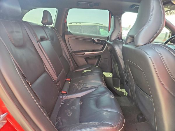 2014 VOLVO XC60