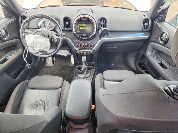 2017 MINI COOPER