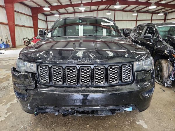 2019 JEEP GRAND CHEROKEE Laredo