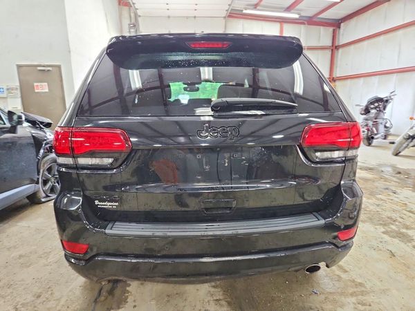 2019 JEEP GRAND CHEROKEE Laredo