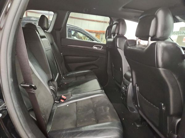 2019 JEEP GRAND CHEROKEE Laredo
