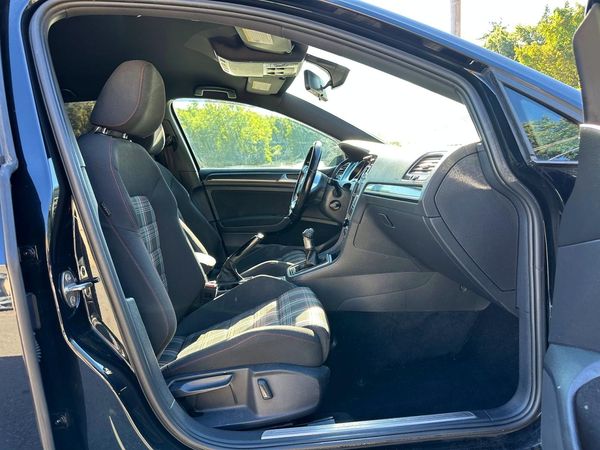 2021 VOLKSWAGEN GTI S / SE / Autobahn