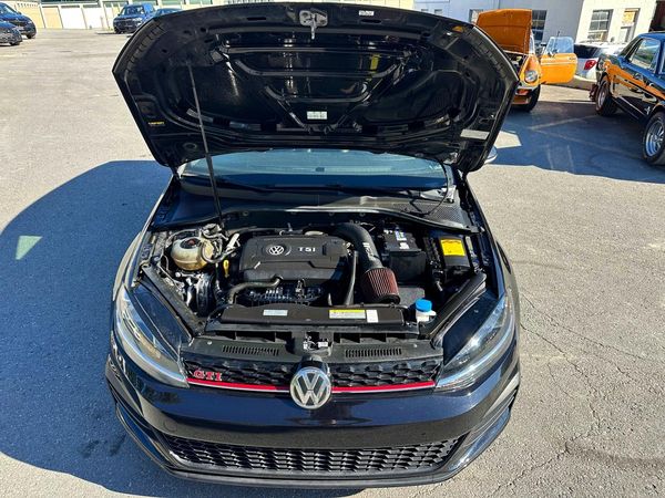 2021 VOLKSWAGEN GTI S / SE / Autobahn
