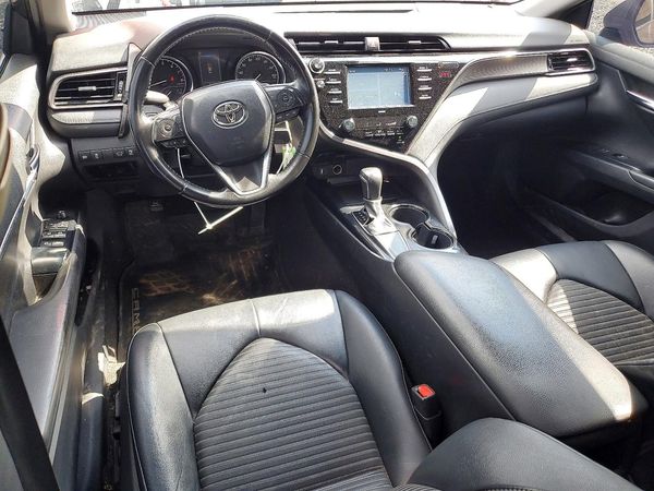 2020 TOYOTA CAMRY