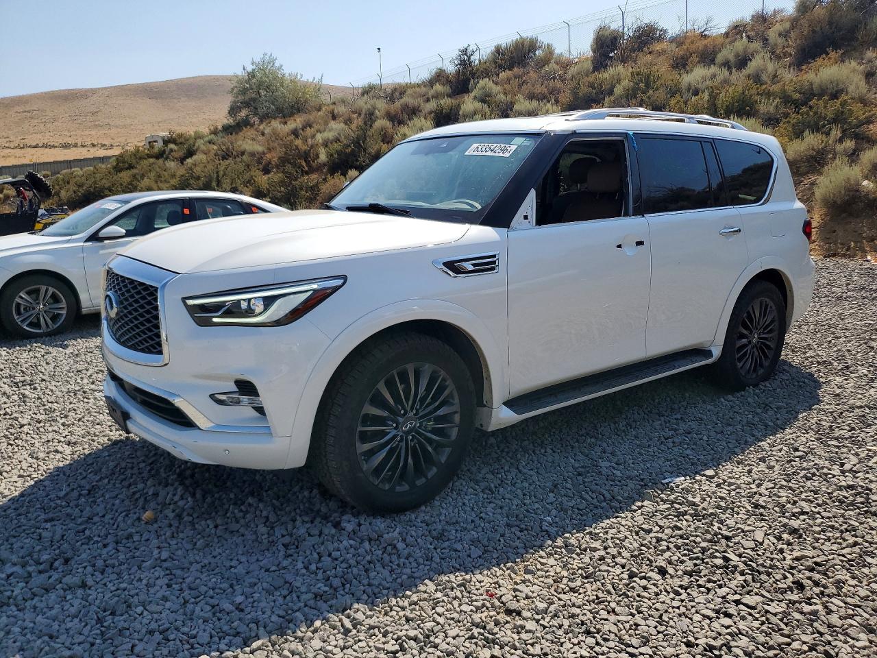 2022 INFINITI QX80 SV