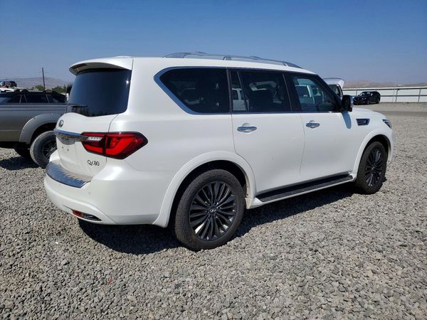 2022 INFINITI QX80 SV