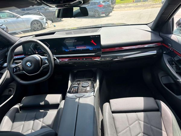 2027 BMW 530 xDrive