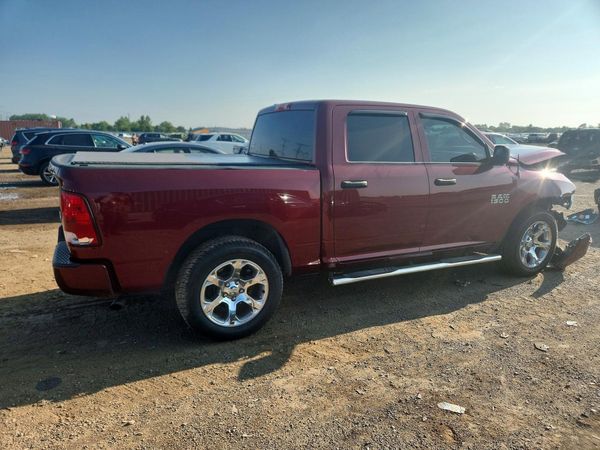 2018 RAM 1500 ST